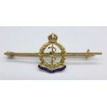 A 9ct gold Royal Army Medical Corps sweetheart brooch, 2.9g