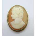 A 9ct gold cameo brooch, 4.4g