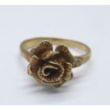 A 9ct gold 'rose' ring, 2.7g, N