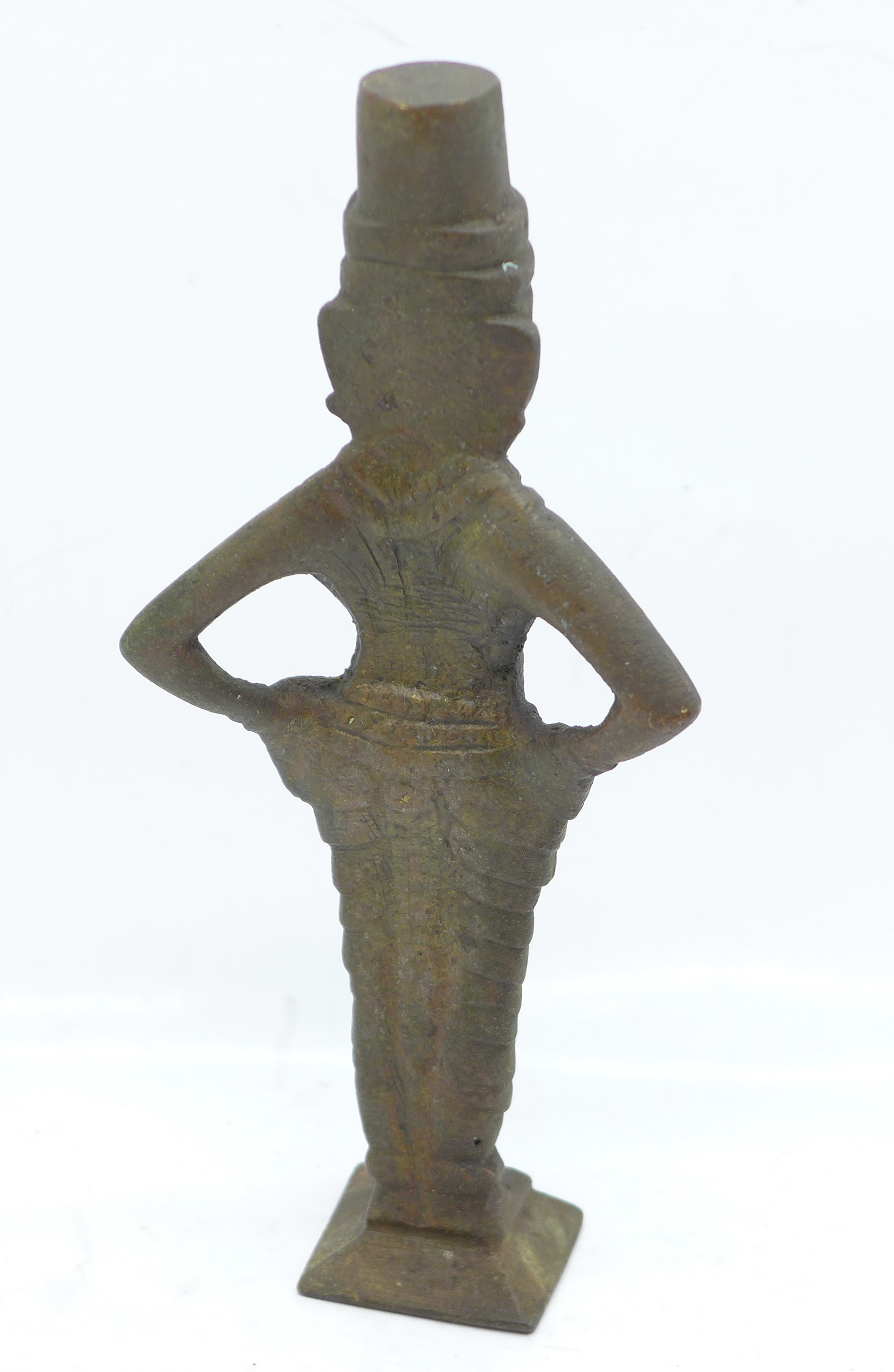 A bronze figure of a deity, 13cm - Image 2 of 3