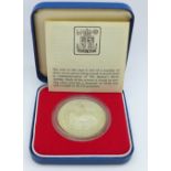 A 1977 Silver Jubilee silver proof crown, boxed