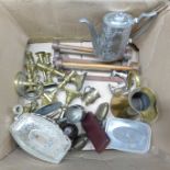 Assorted metalwares, etc. **PLEASE NOTE THIS LOT IS NOT ELIGIBLE FOR POSTING AND PACKING**