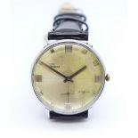 A gentleman's Mondia TV mechanical wristwatch