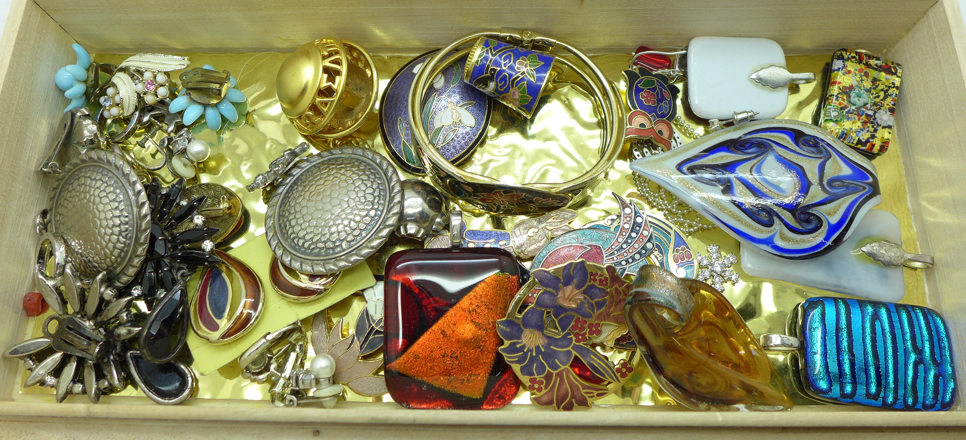 Enamel jewellery, Murano glass pendants, earrings, etc. - Image 2 of 9