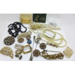 Costume jewellery