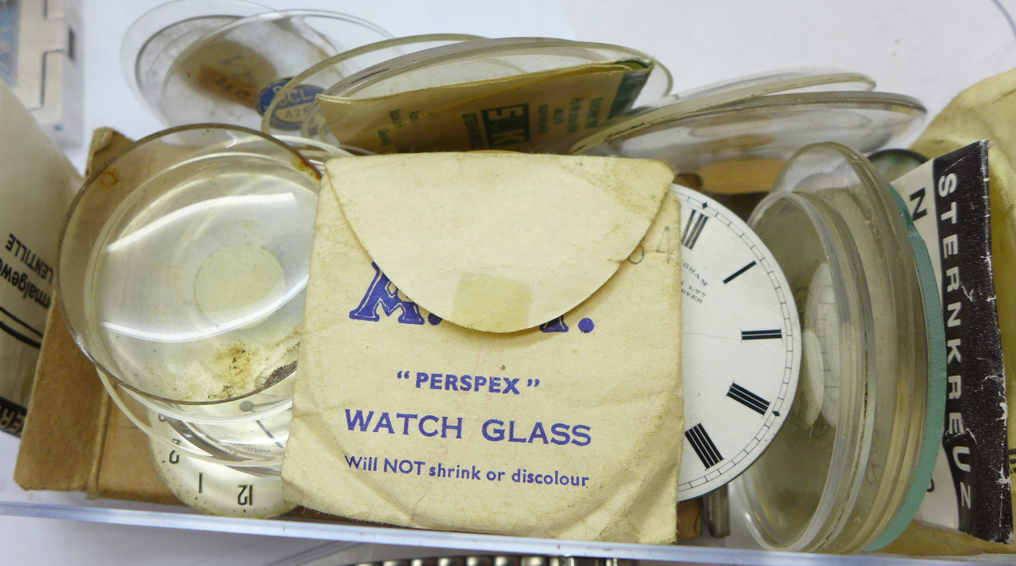 Wristwatches including Seiko and Accurist, watch glasses, etc. - Image 7 of 8