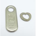 Two pendants marked Pd 999.5, palladium, 17.3g, (15 + 2.3)