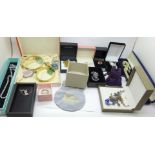 A collection of jewellery, boxed