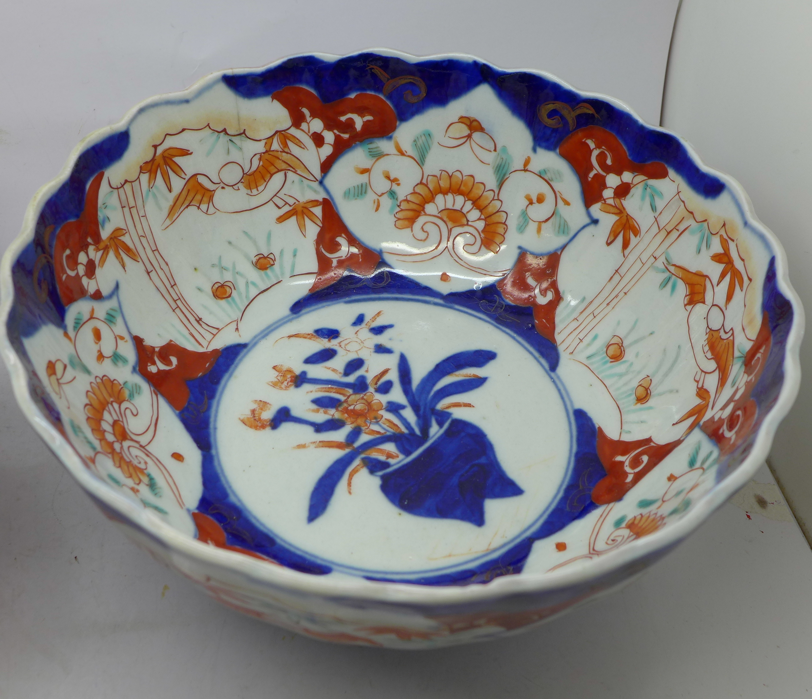 Two Imari bowls - Image 8 of 12