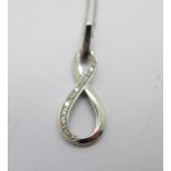 A 9ct white gold pendant and chain, 2.3g