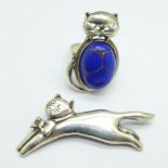 A silver cat ring and brooch, ring O