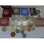 Commemorative crowns and US coins