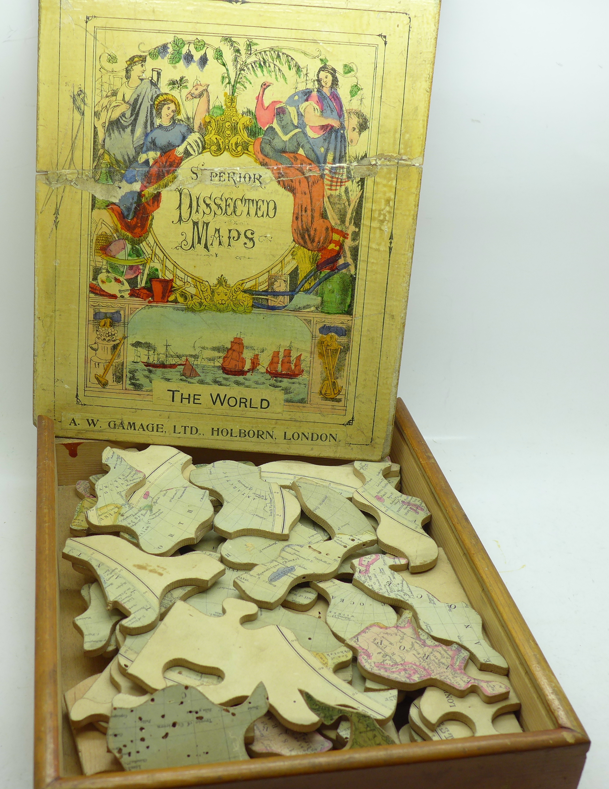 An A.W. Gamage Ltd. Superior Dissected Maps puzzle, boxed (signs of woodworm)