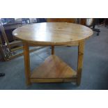 A pine cricket table