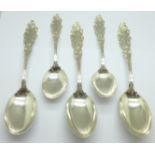Five silver spoons, (3+2), 241g