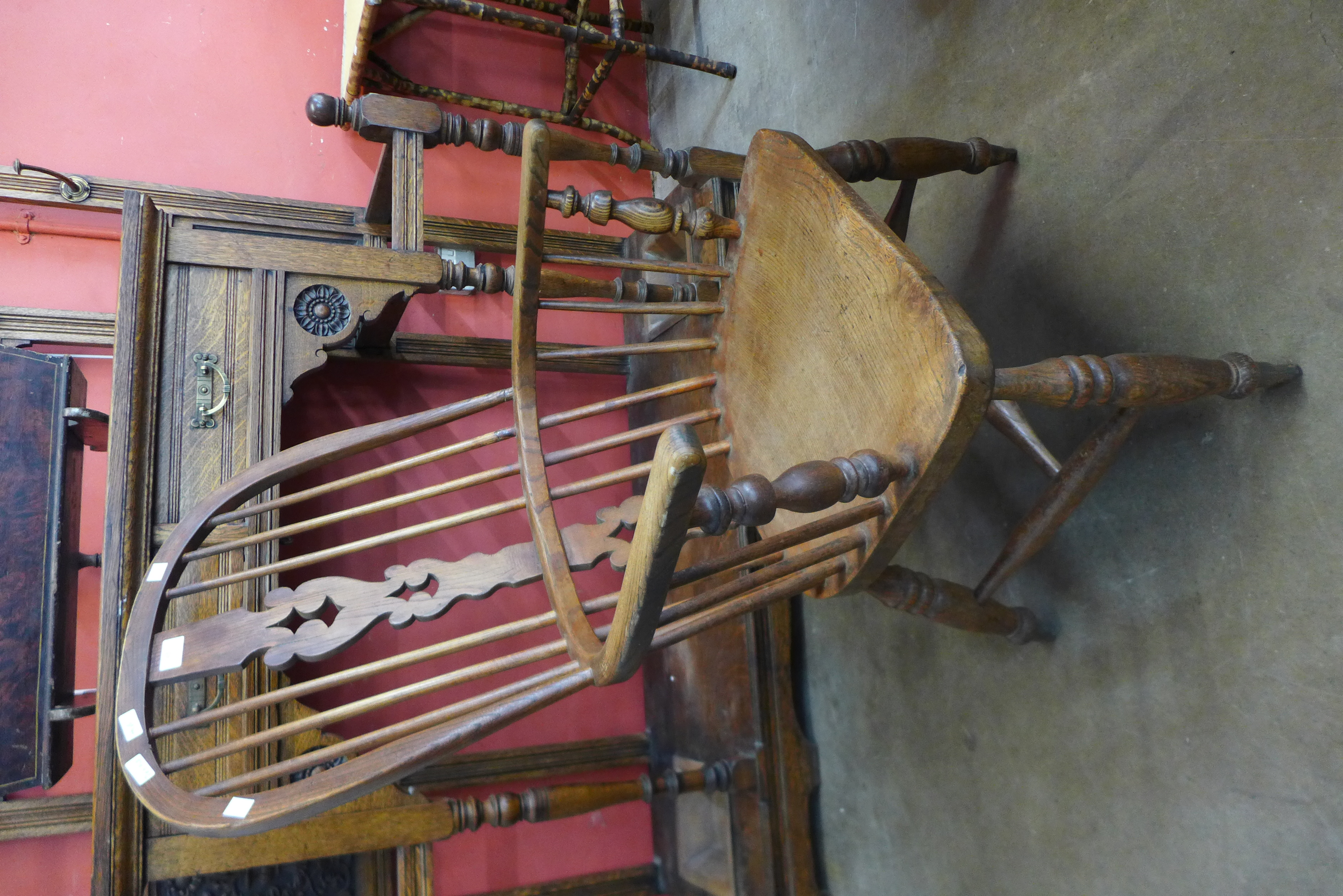 Victorian elm Windsor chair