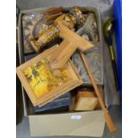 Decorative wooden boxes and other treen, etc. **PLEASE NOTE THIS LOT IS NOT ELIGIBLE FOR POSTING AND