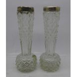 A pair of silver rimmed posy vases, Chester 1901, 13cm