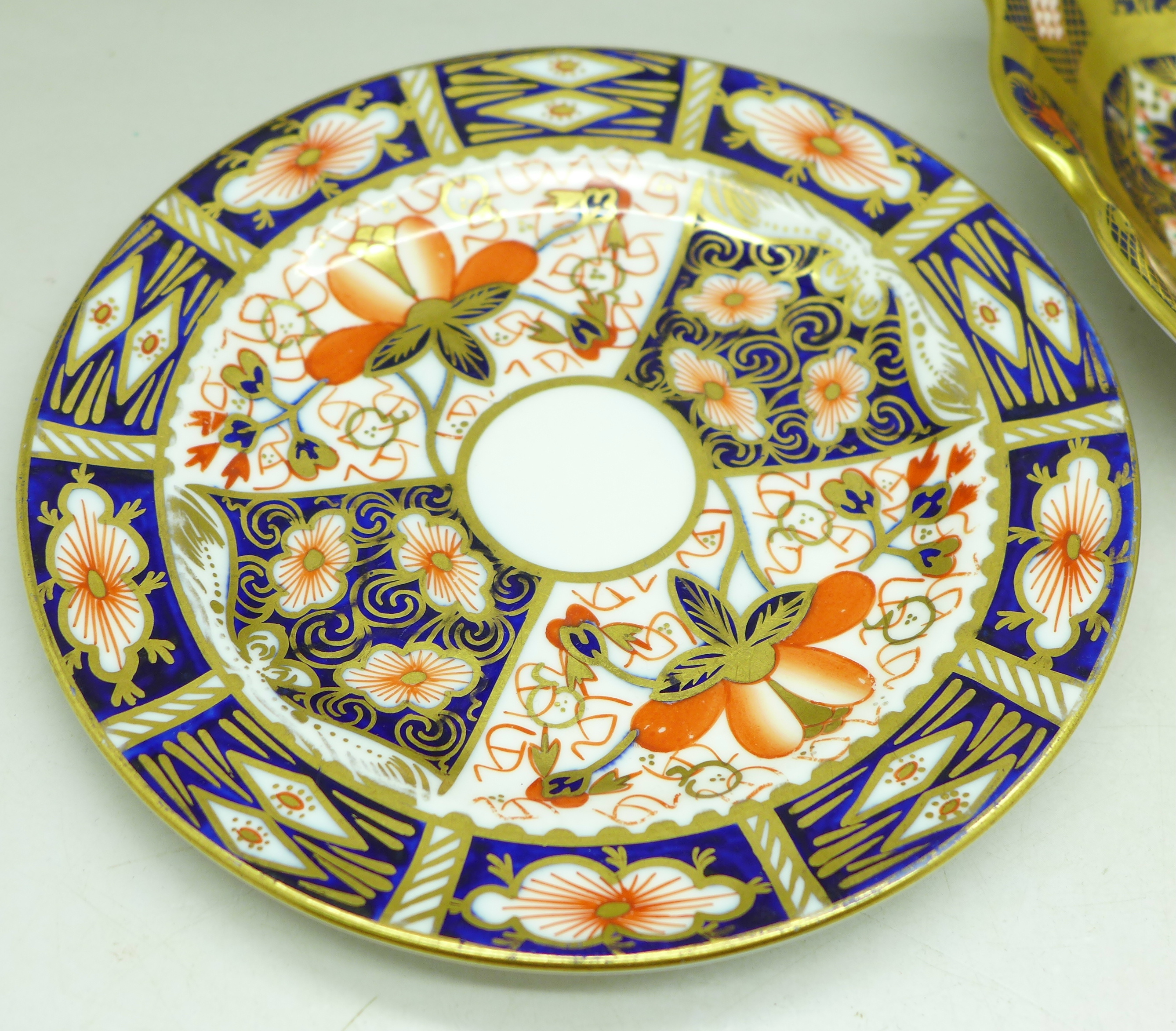 A Royal Crown Derby 1128 dish and one other Derby side plate - Image 3 of 4