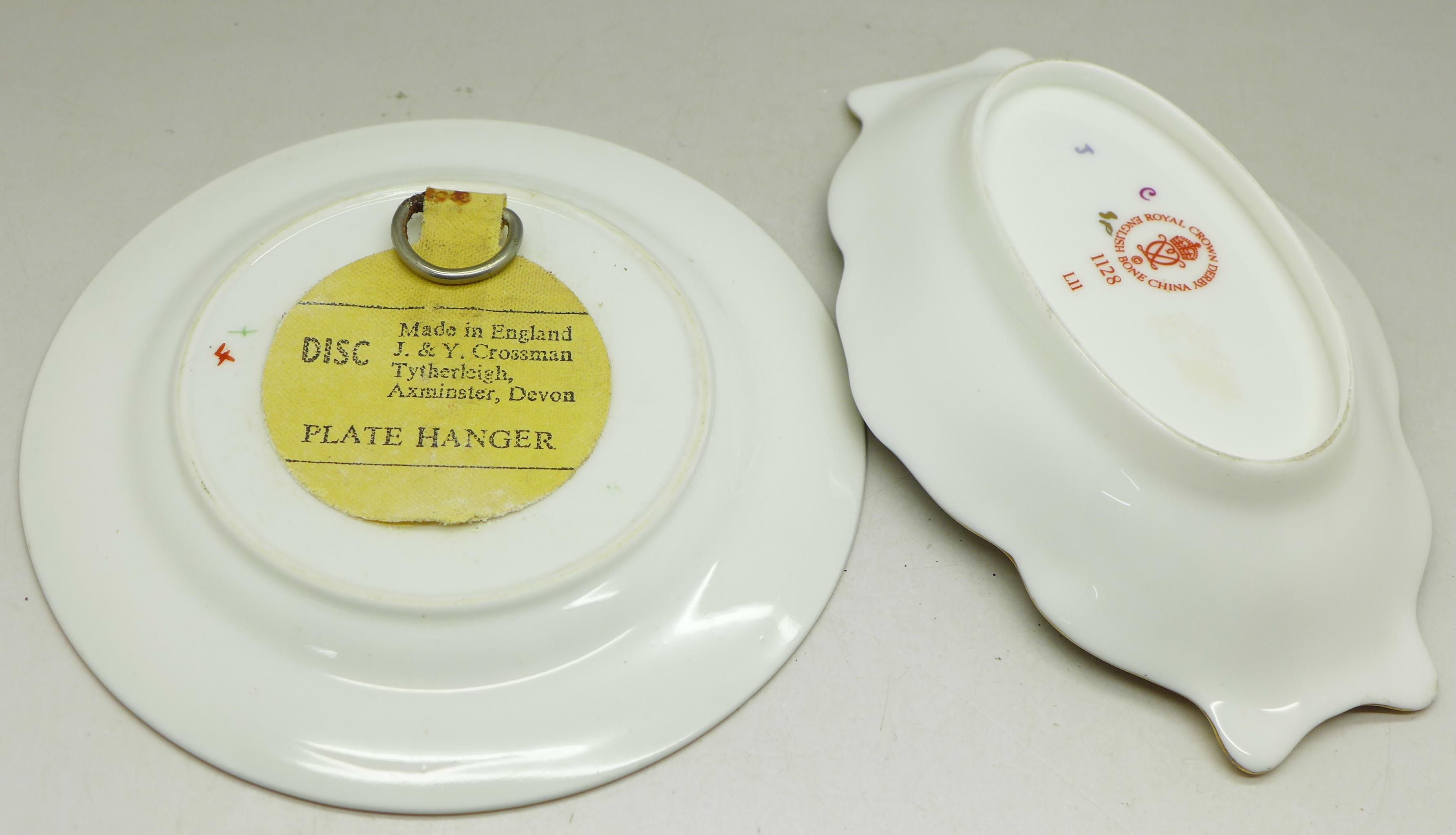 A Royal Crown Derby 1128 dish and one other Derby side plate - Image 4 of 4