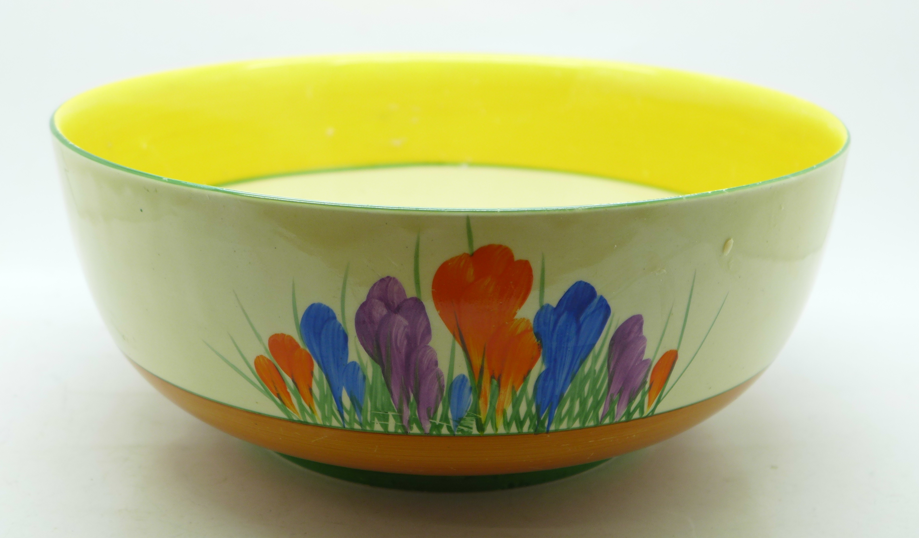 A Clarice Cliff Crocus pattern bowl, 23.5cm