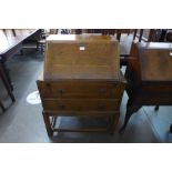 An Art Deco oak bureau