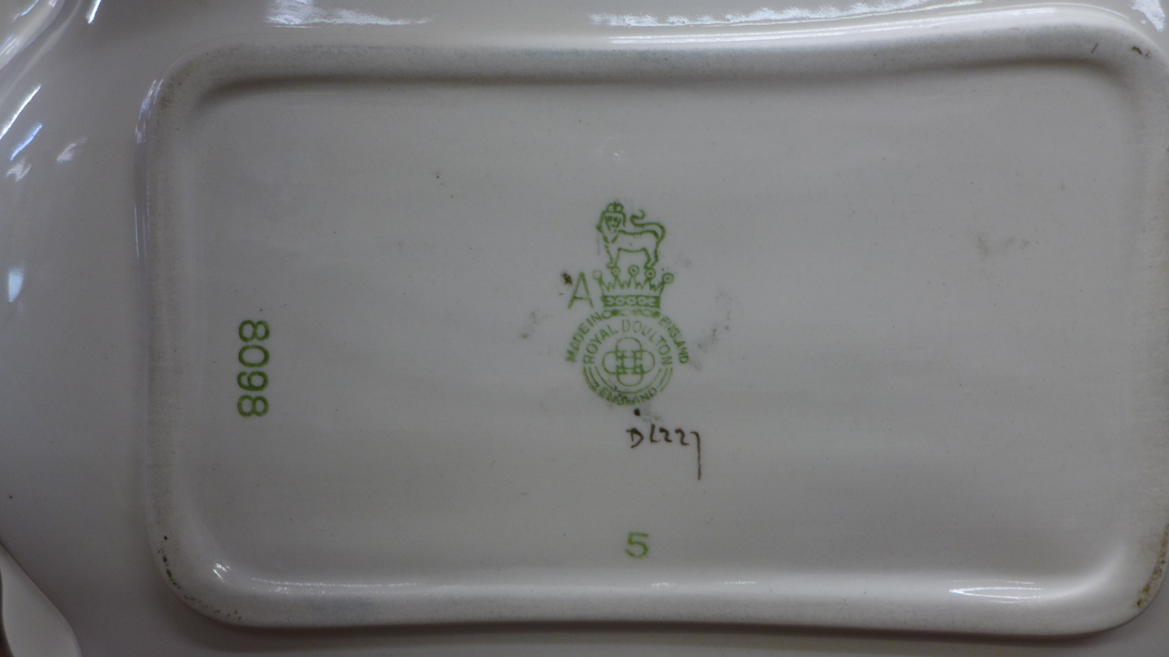 A Royal Doulton Wild Rose dish and a Royal Doulton 1930's bowl, impressed mark to the base, (2) - Image 5 of 6