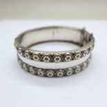 A Victorian silver bangle, Birmingham 1883