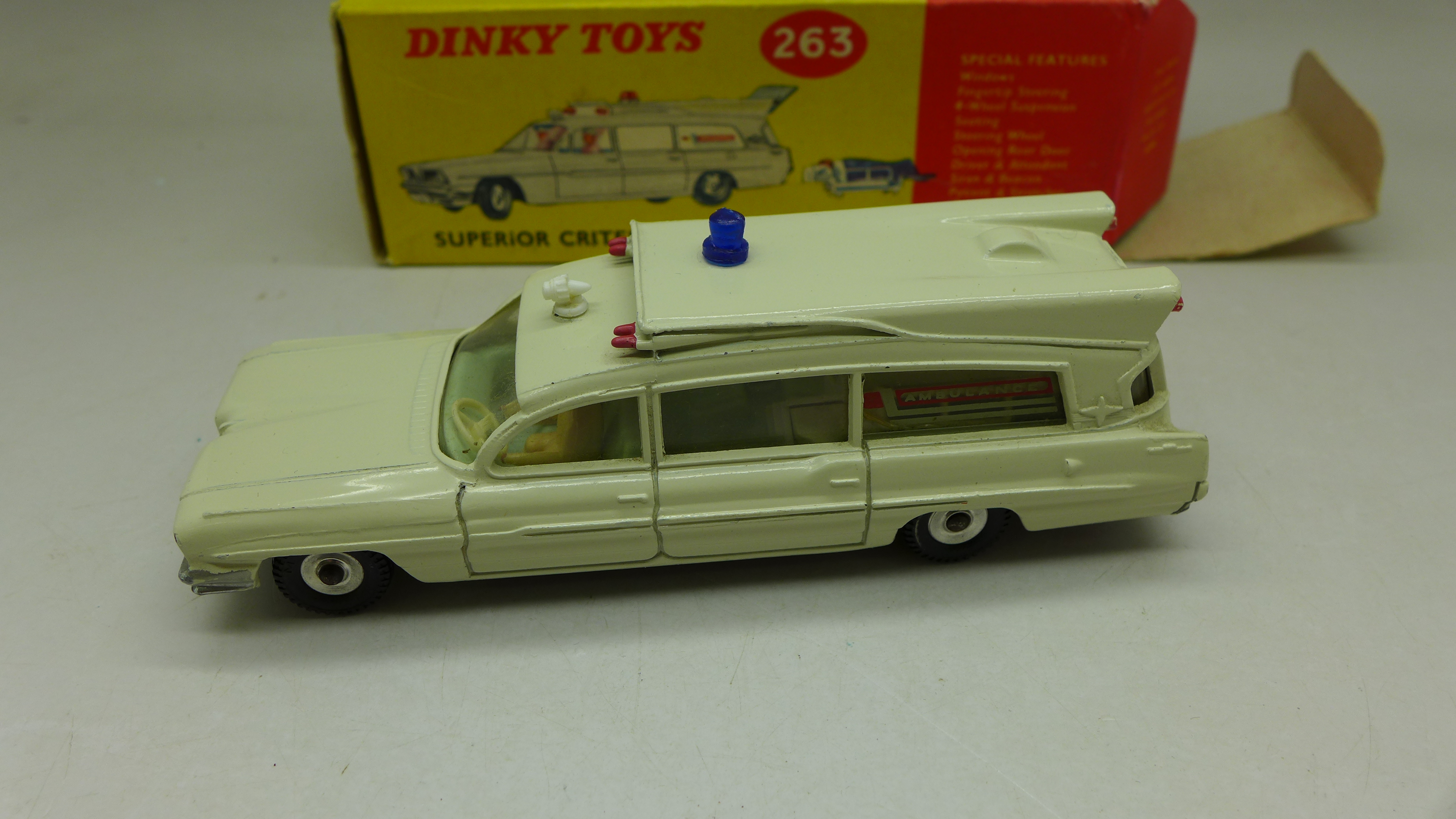 A Dinky Toys, 263, Superior Criterion Ambulance with stretcher, boxed - Image 4 of 4