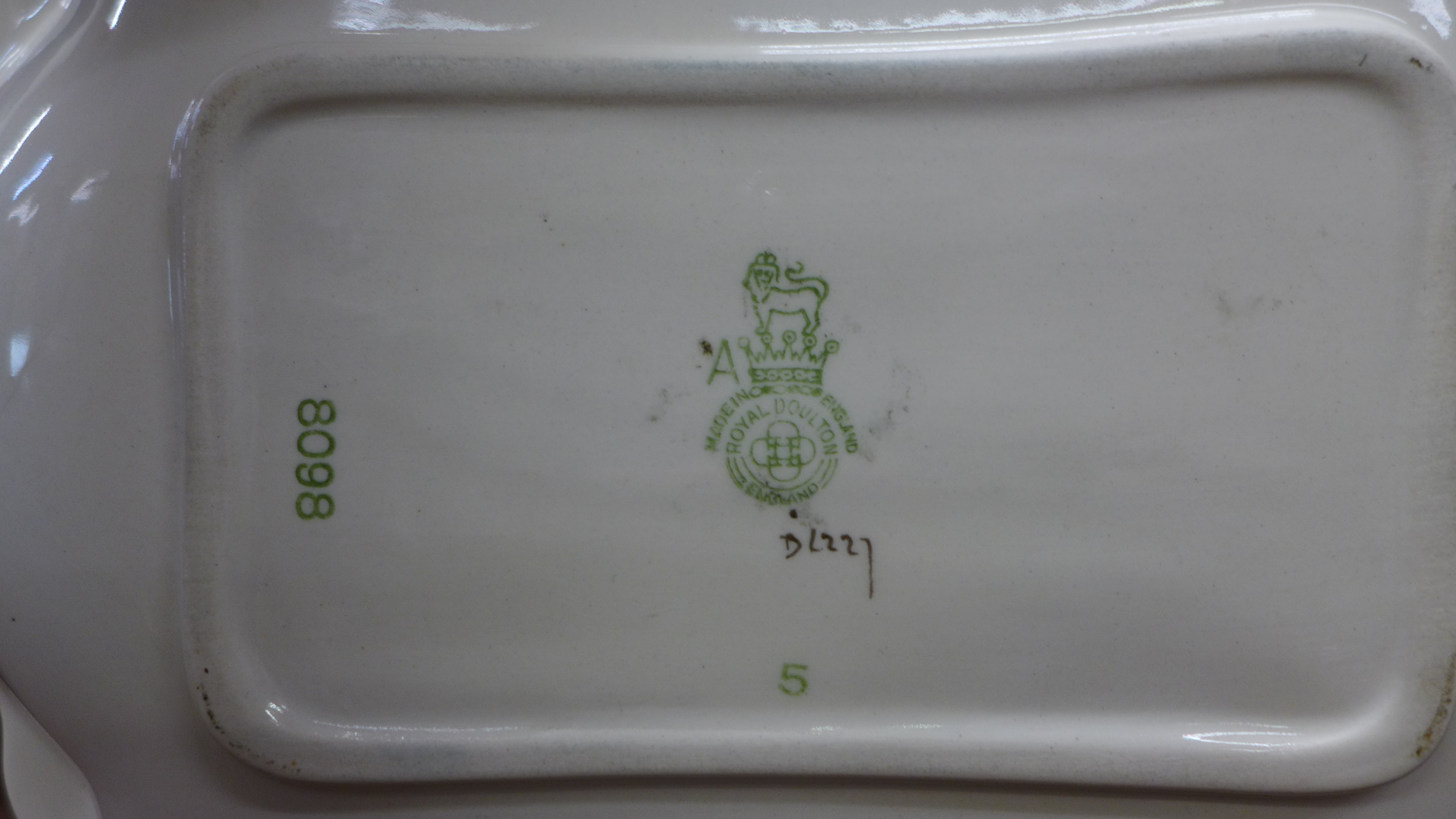 A Royal Doulton Wild Rose dish and a Royal Doulton 1930's bowl, impressed mark to the base, (2) - Image 6 of 6