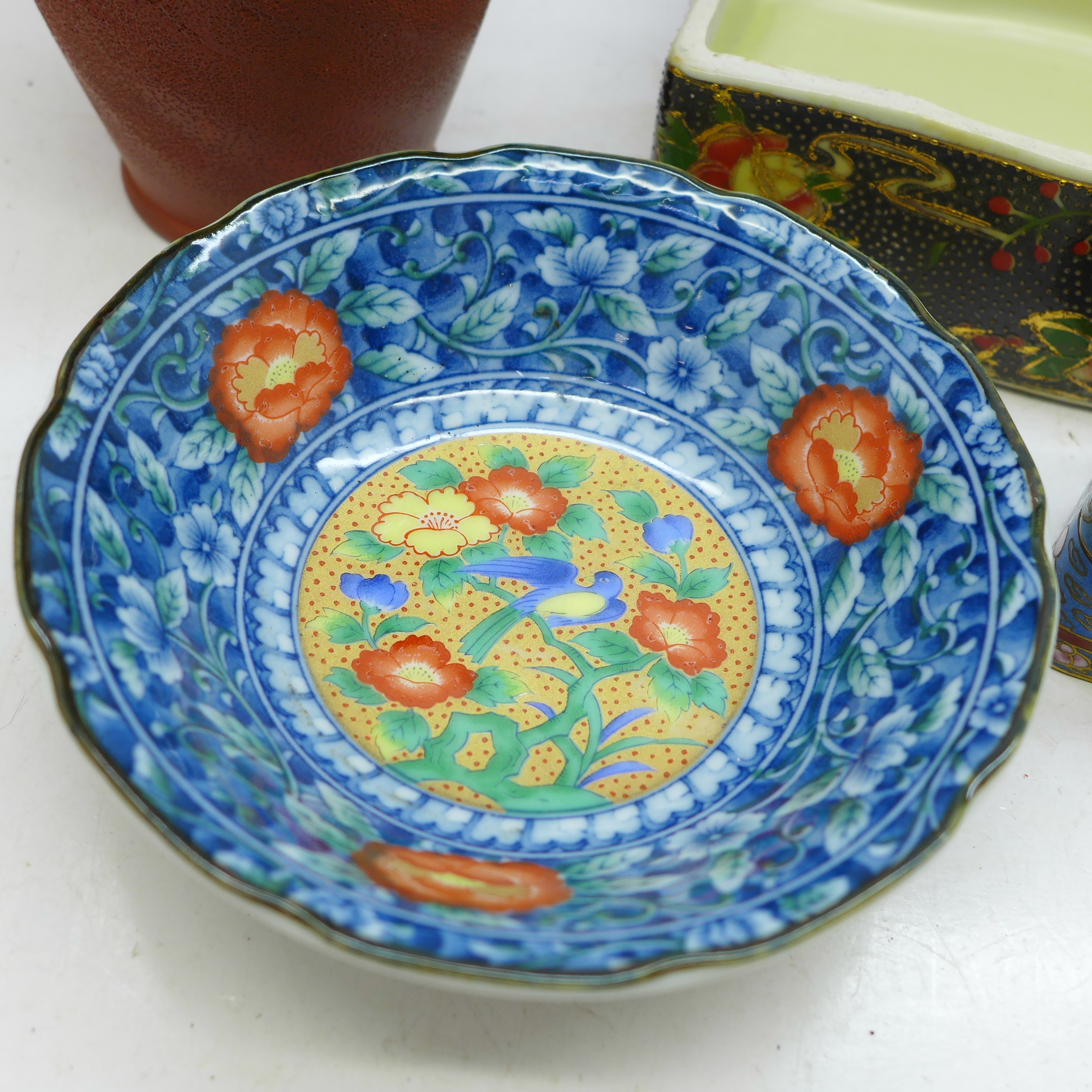 A Satsuma dish, a Chinese cloisonne trinket box, a lidded pot and a terracotta vase - Image 3 of 5