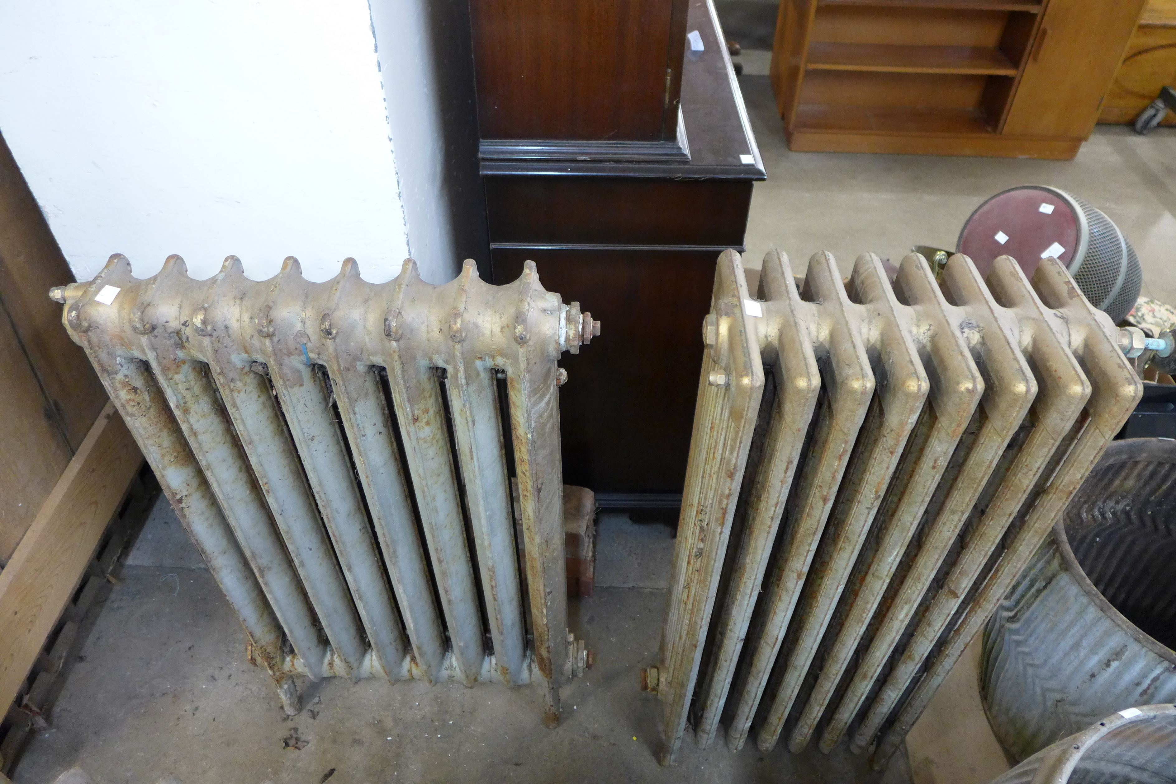 Three Victorian cast iron radiators - Image 2 of 2