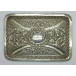 An embossed silver tray, Birmingham 1902, maker C.H, 263g, 18.5cm x 26.5cm