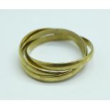 A 9ct gold triple ring, 3g, Q