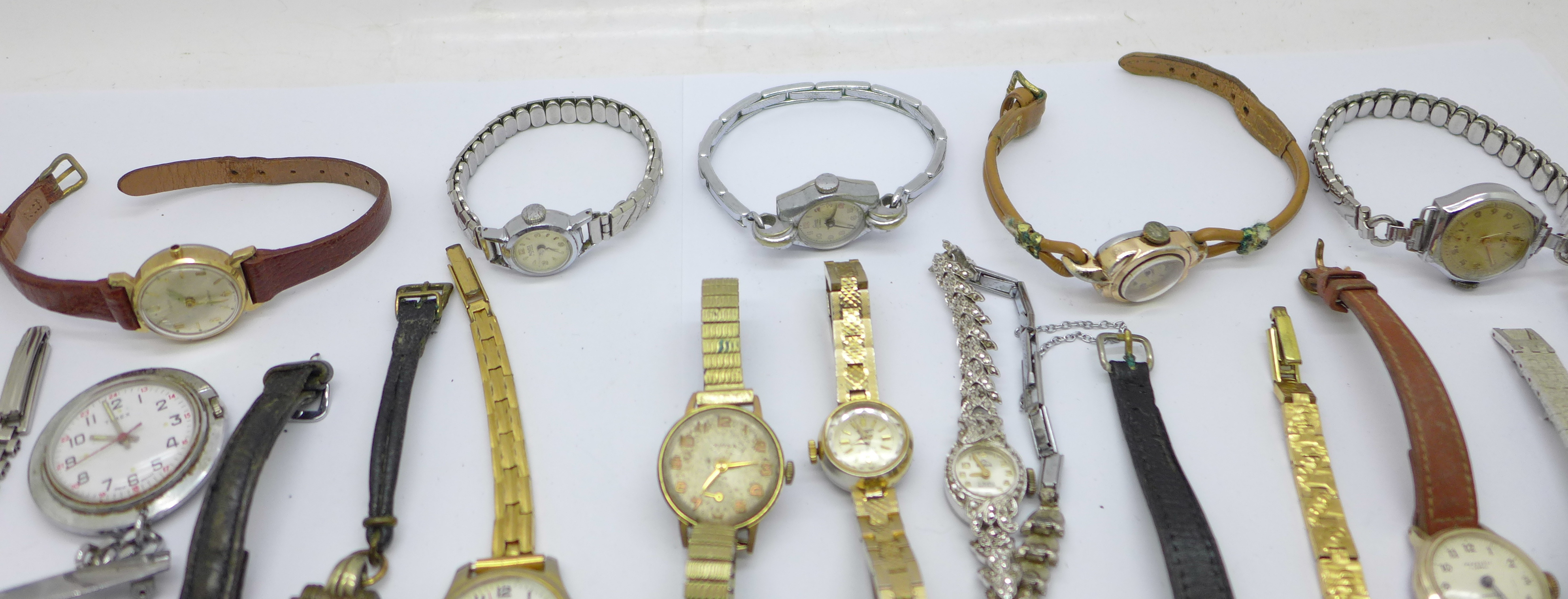 Lady's wristwatches - Image 5 of 5