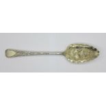 A George III silver berry spoon by George Smith IV, London 1799, 73g