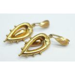 A pair of 9ct gold earring, 2.6g