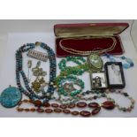 Assorted jewellery including Honora, cultured pearl earrings, boxed