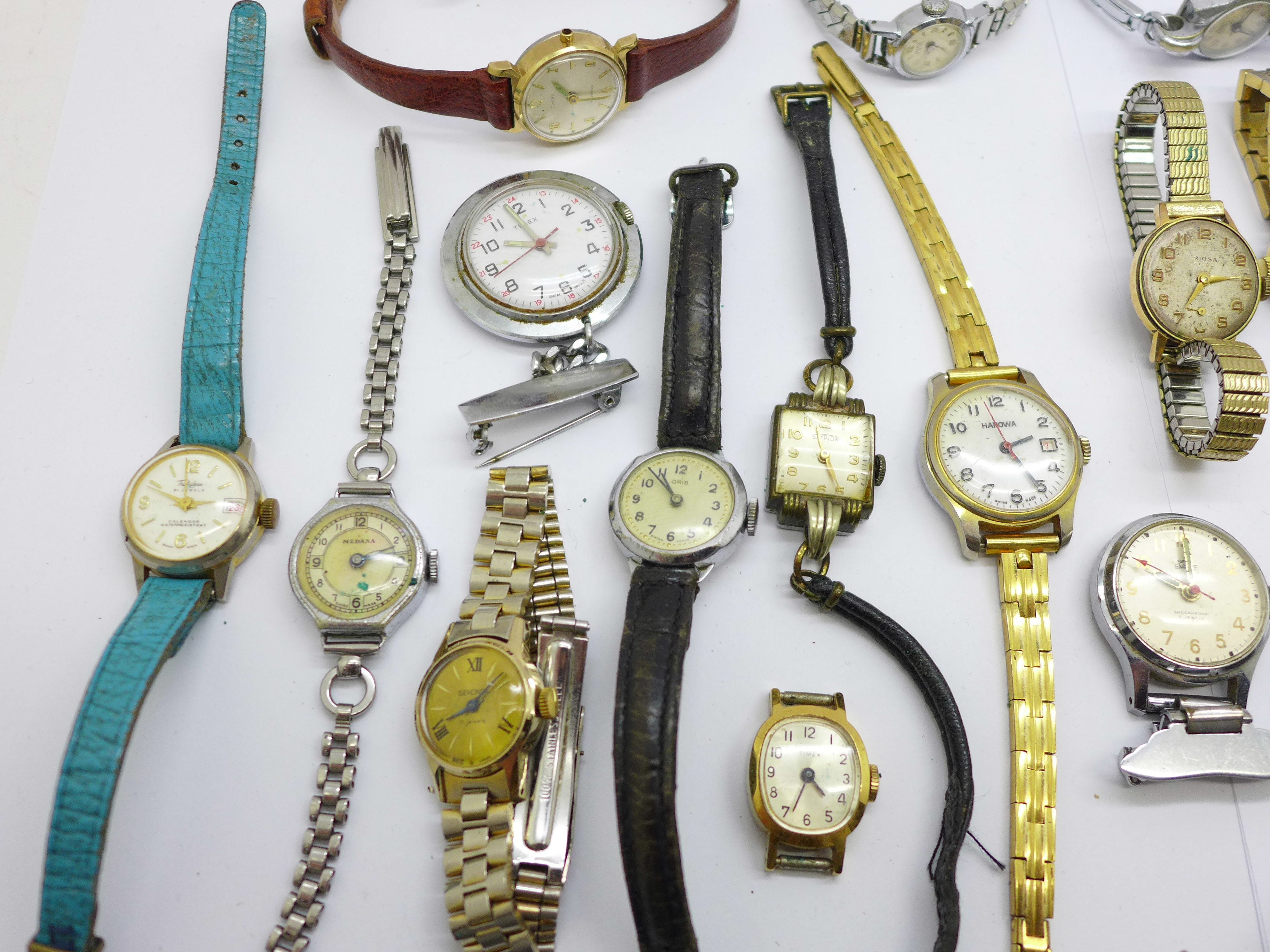 Lady's wristwatches - Image 2 of 5