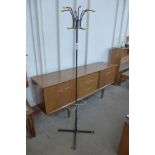 A metal atomic coatstand