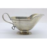 A silver gravy boat, 127.5g