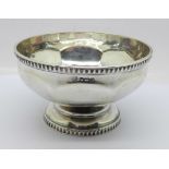 A silver bowl, 191g, 12cm diameter