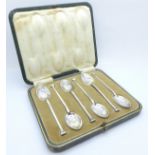 A cased set of six silver spoons, 61g