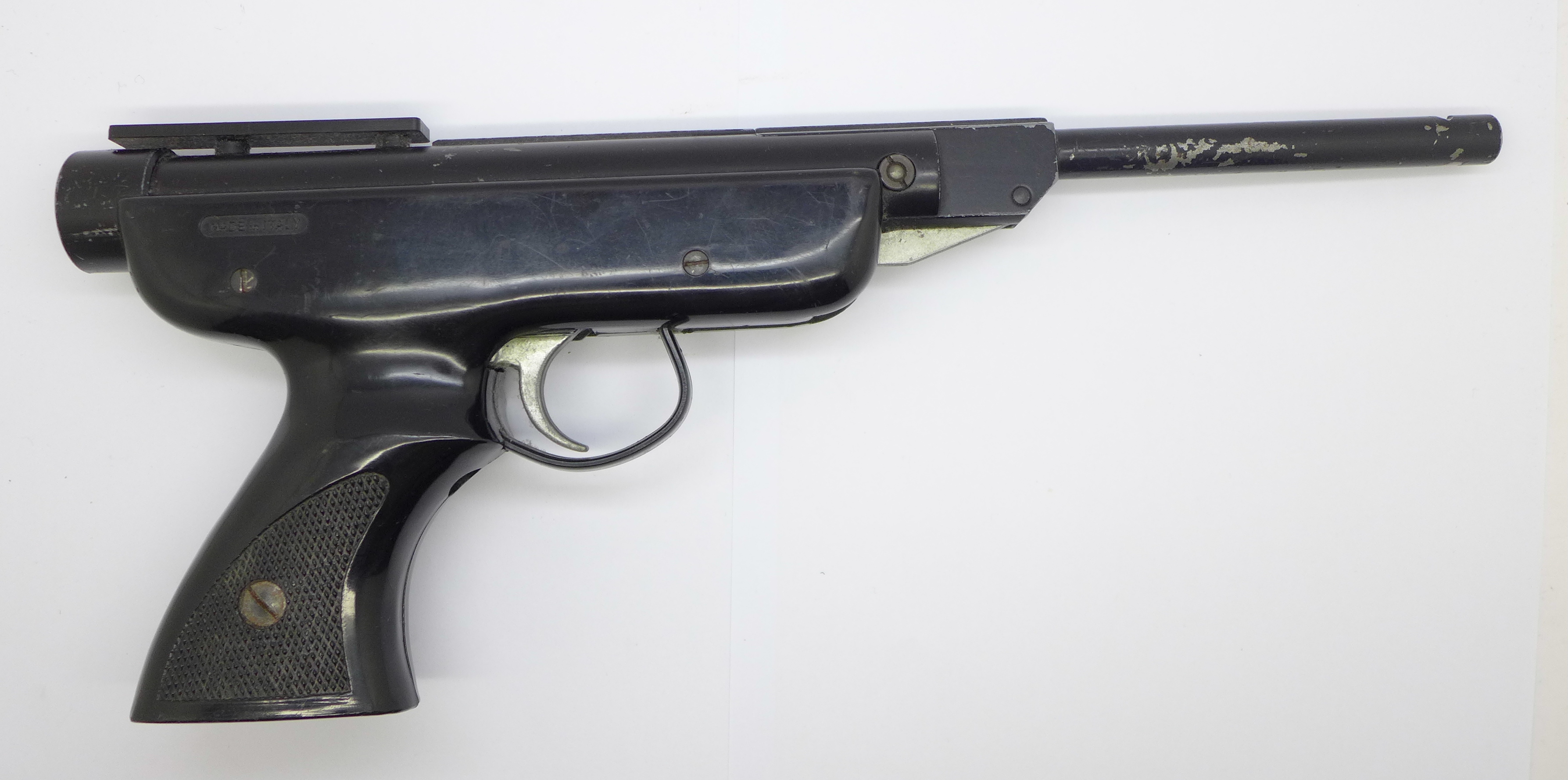 An Italian .177 calibre air pistol