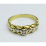 An 18ct gold and diamond ring, 3.8g, N