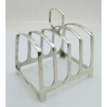 A George VI silver toast rack by Walker & Hall, Sheffield 1939, 74.2g