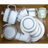 Royal Doulton Rondelay tea ware, tea pot lid a/f **PLEASE NOTE THIS LOT IS NOT ELIGIBLE FOR