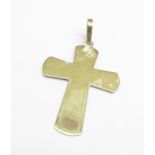 A yellow metal cross (tests as 9ct gold), 1.7g