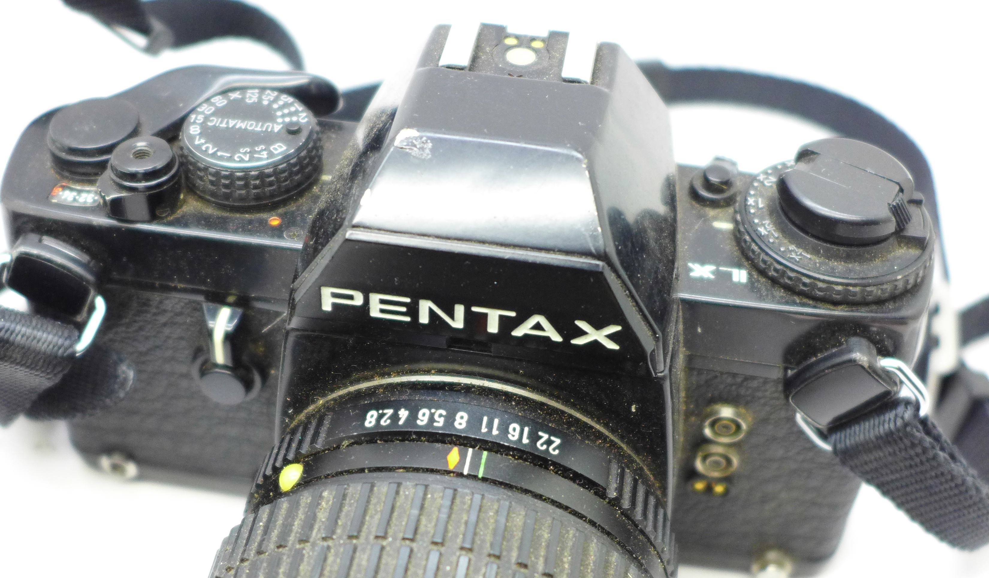 A Pentax ILX 35mm film camera with Pentax zoom lens and a Hawk-eye No 2 Folding Film Pack, 40-80mm - Image 2 of 3