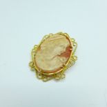 A 9ct gold mounted cameo brooch, 9.2g